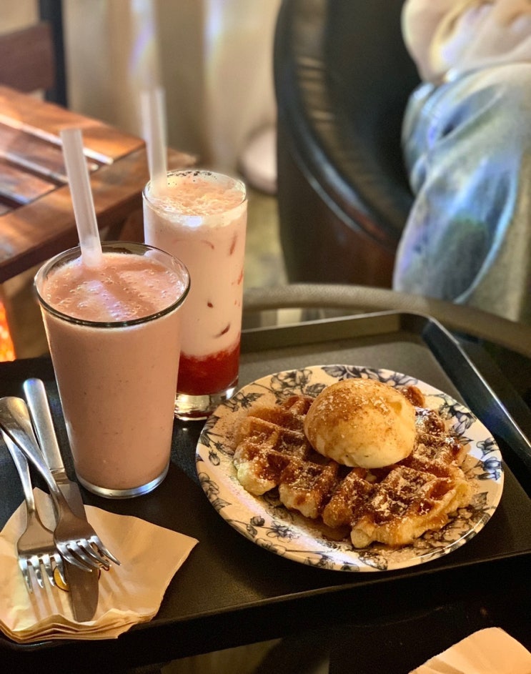 양재 카페 추천 <카페 도킹> 크로플 맛집에 칵테일, 맥주까지