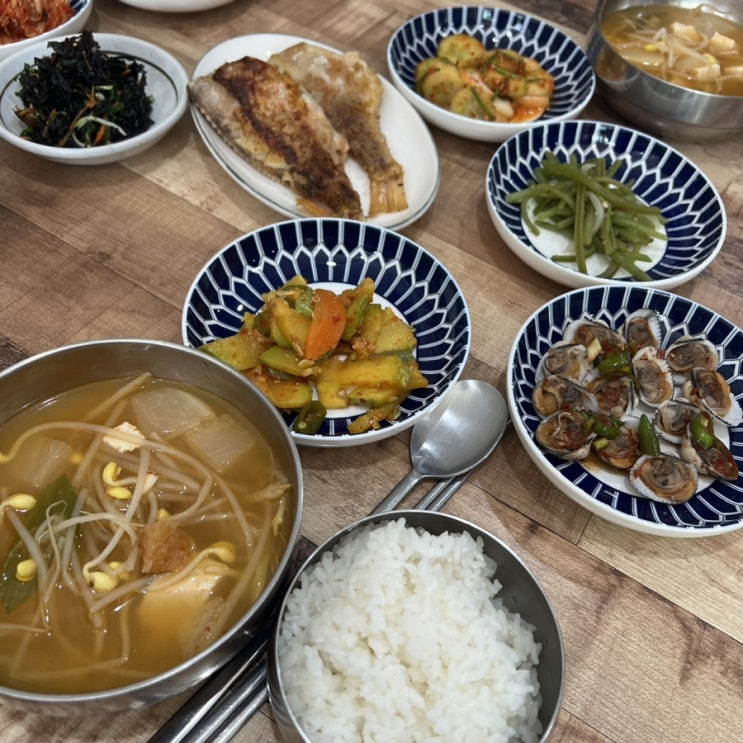  존맛탱 점심을 먹었다