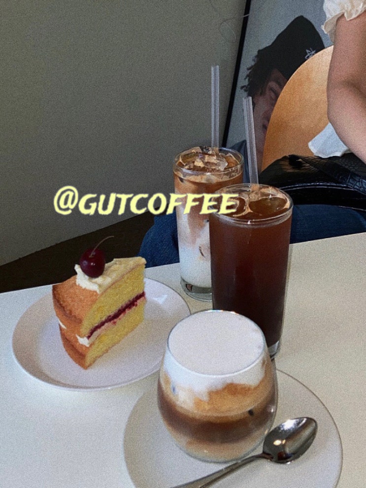  동성로 골목 숨겨진 카페 : 대구 구트커피 GUT COFFEE