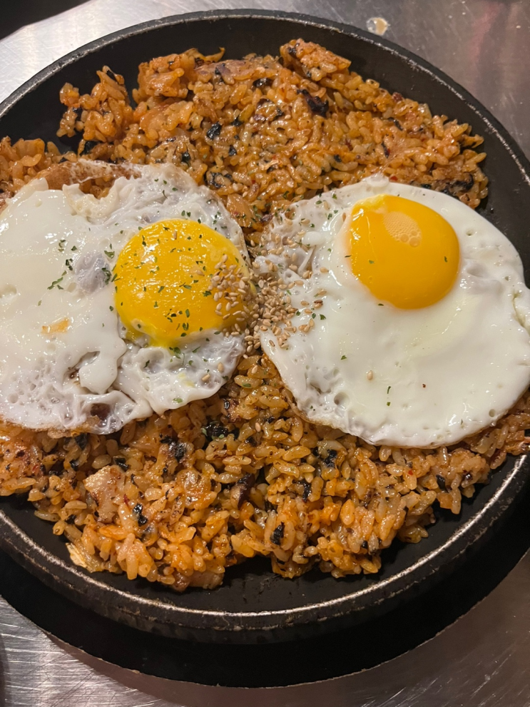  직원분이 구워주시는 철산 광명대창집 꿀팁/인생 소내장 맛집 찾았다 요놈