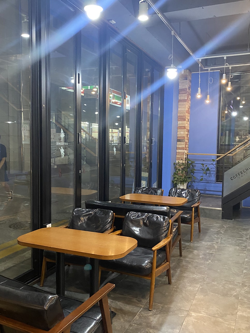 커피니 남춘천역점 사진 3