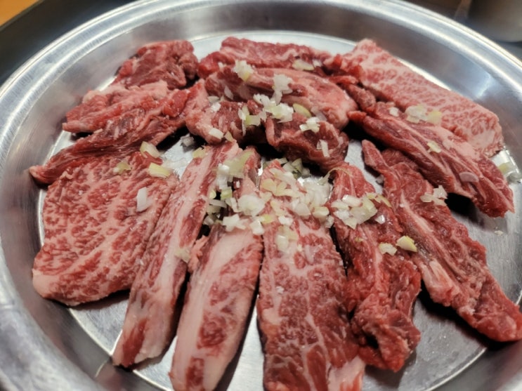  친구와 왕십리 신당역 맛집 투플러스 한우 소나무식당 그리고 옥이네 건생선