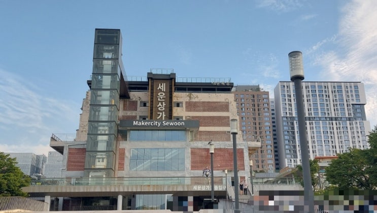 을지로 산책: 세운 대림상가 공중보행교 서울도심 산책 을지로 산책: 세운 대림상가 공중보행교 서울도심 산책