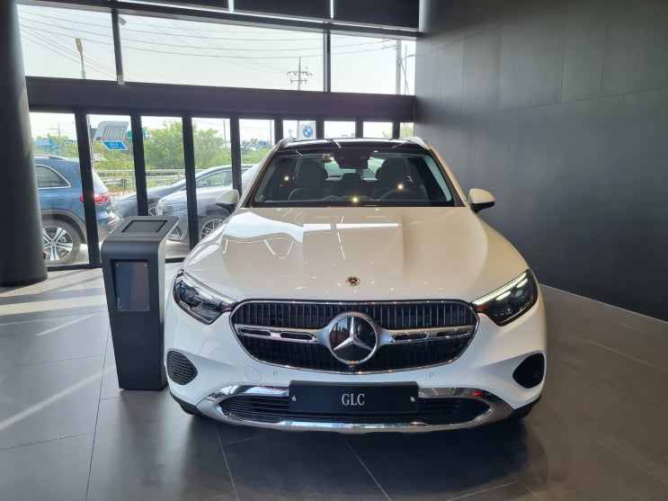  벤츠 일산전시장 이경익 딜러 GLC 220d 4M 아방가르드 상담