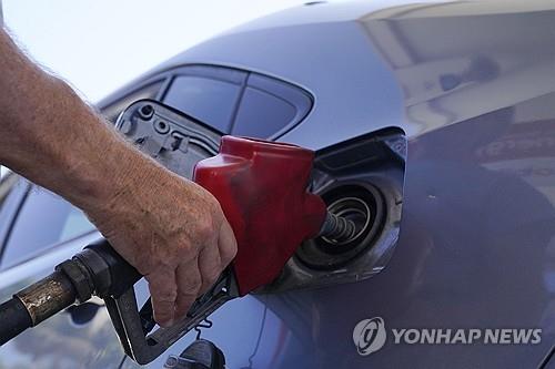 "원유 재고 감소 전망" 美 보고서에 유가 급등…브렌트유 92달러 "원유 재고 감소 전망" 美 보고서에 유가 급등…브렌트유 92달러