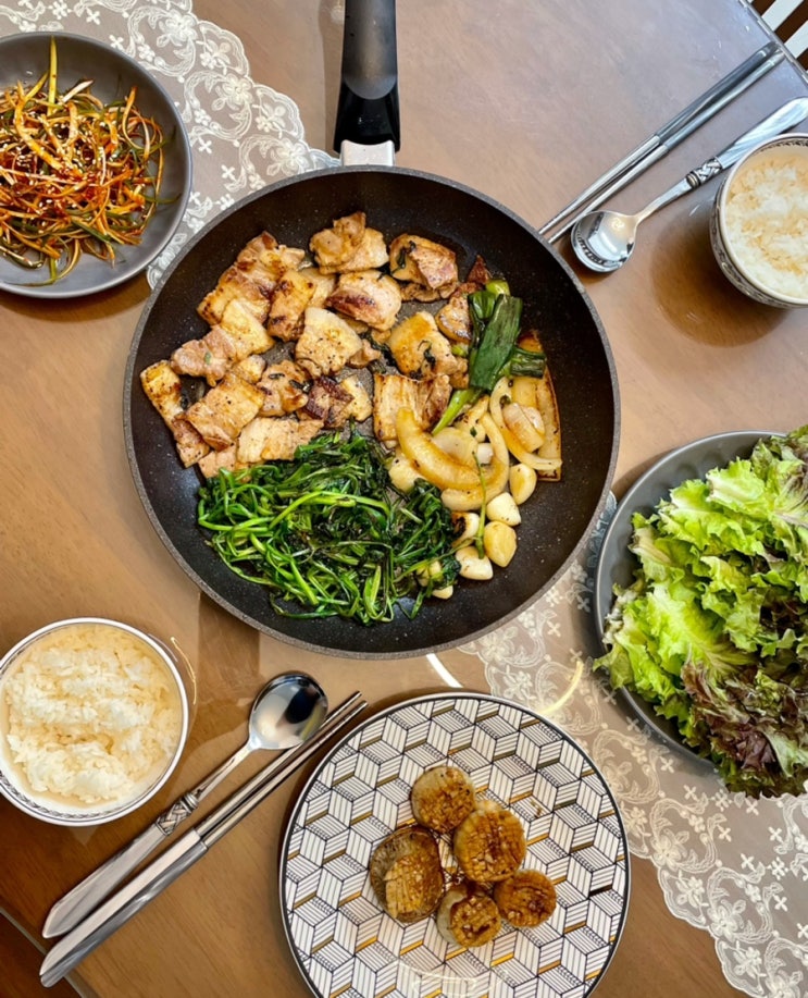  외박한 와이프에게 바치는 ️미나리삼겹살 & 새송이버섯 관자조림️