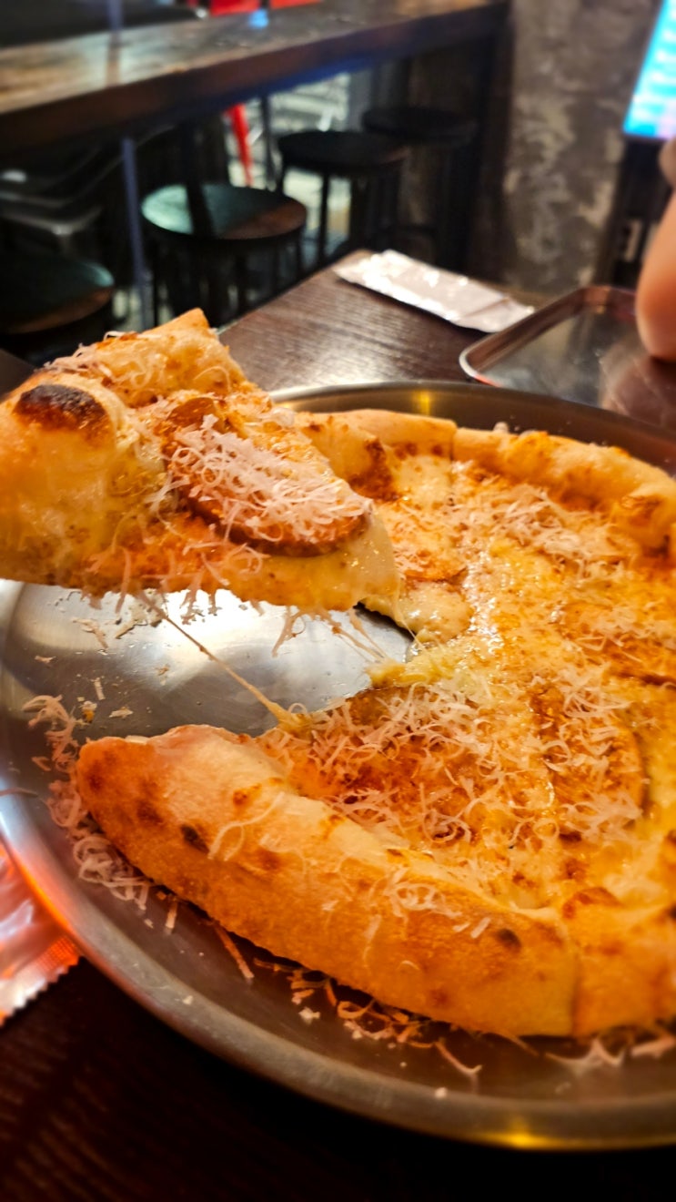  맥주랑 잘 어울리는 피자 문래동맛집 슬램피자