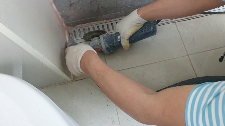  용인 아랫집 천장 누수 - 안방 화장실에서 원인 제공 부분은 어디?!
