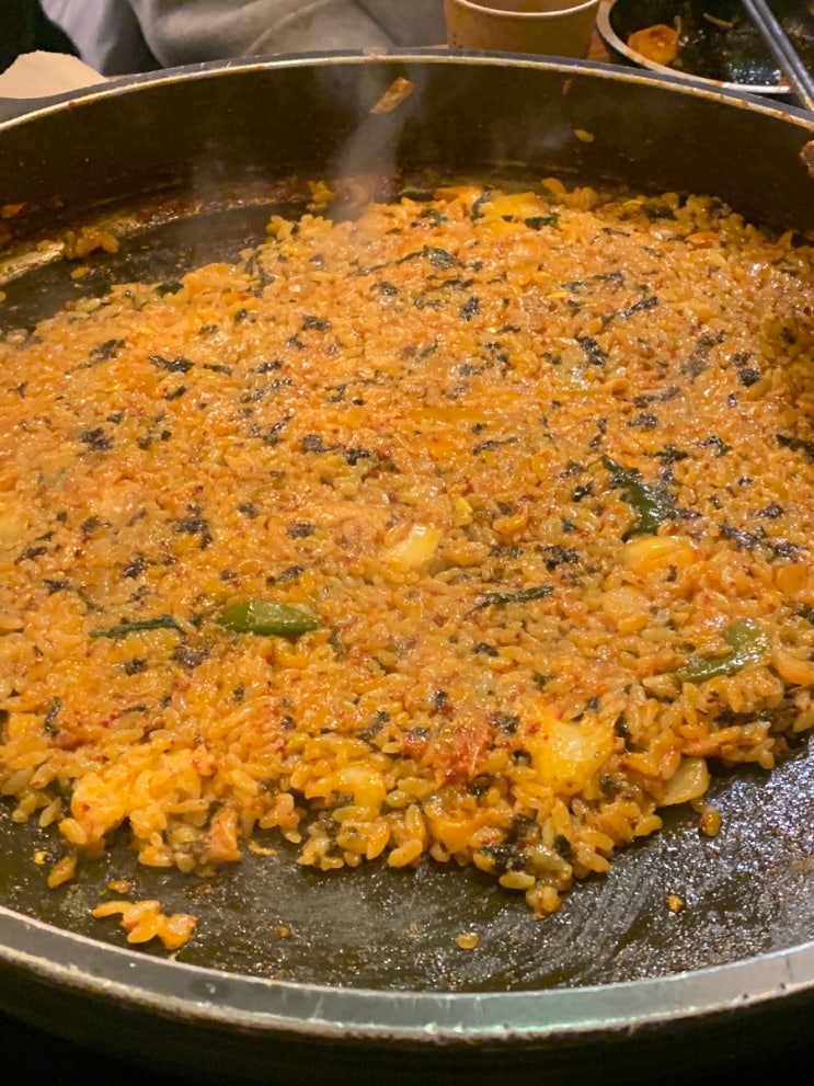  강촌식당 | 구디 닭갈비 맛집 윤기가 좌르르 배 꼬르륵