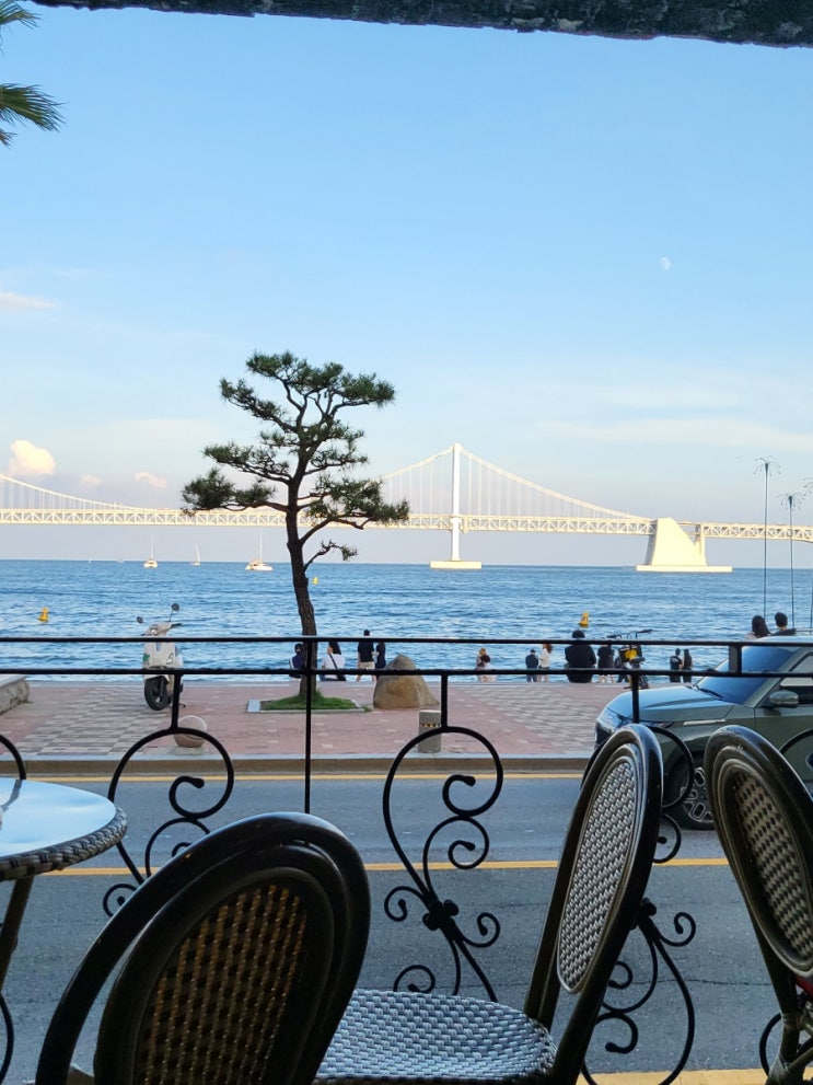  광안리 분위기 좋은 술집 [해피몽크] 데이트하기 좋은 펍