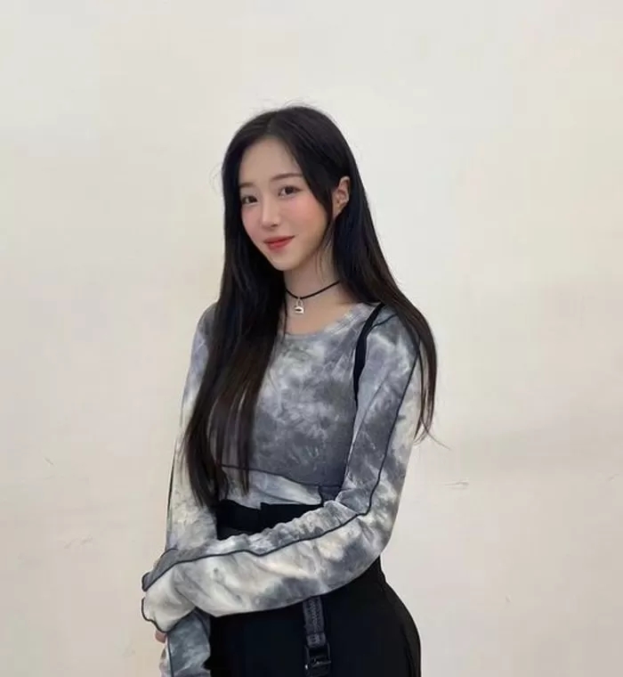 '먹방 유튜버' 쯔양, "배우 데뷔 가나요"...먹방 줄이고 공개활동 늘려 "패션쇼 포토월에 서다" '먹방 유튜버' 쯔양, "배우 데뷔 가나요"...먹방 줄이고 공개활동 늘려 "패션쇼 포토월에 서다"