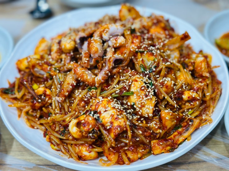  신사동 해물찜 맛집 소문난 마산 아구 해물찜 본점 (내돈내산): 서울/강남구