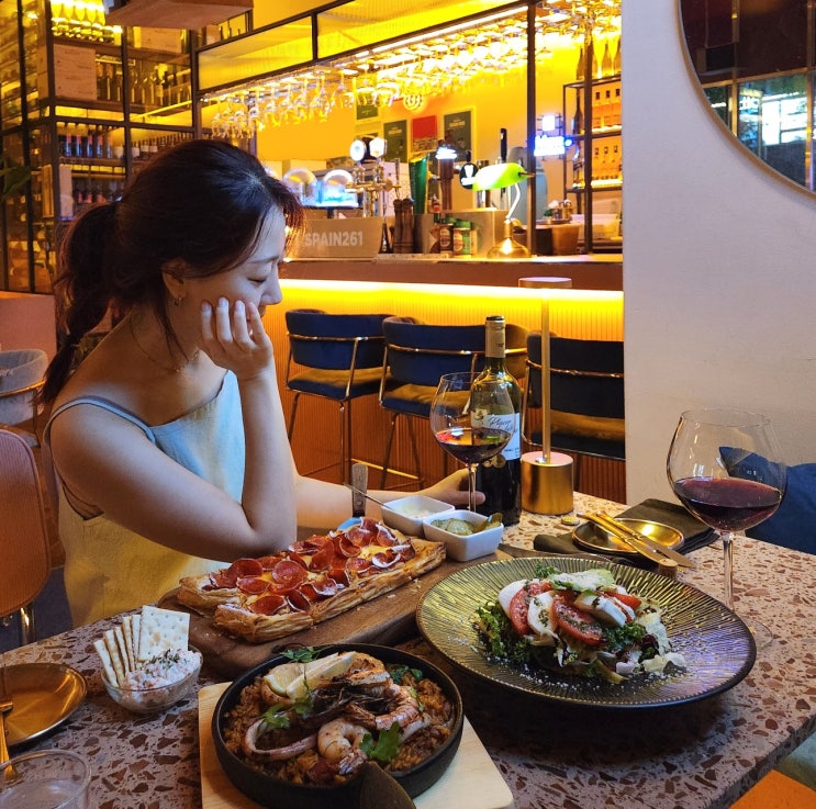  대전 와인바 스페인261라운지 소개팅 어떠세요
