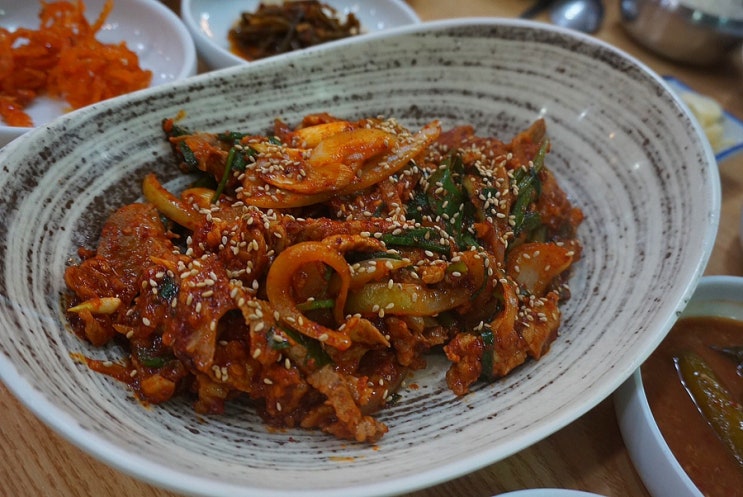  남구청맛집 윤영식당 제육볶음 야무지네