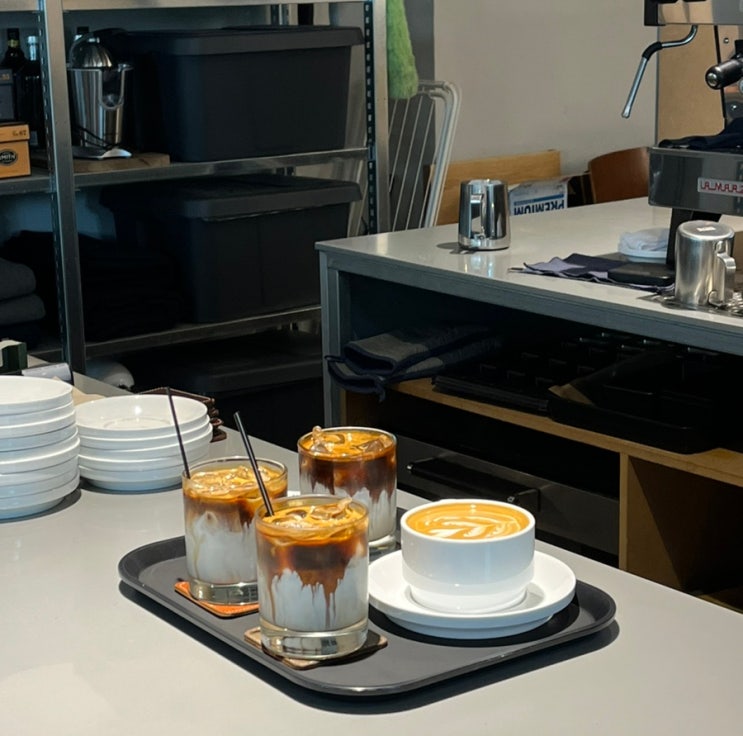 [Cafe] 강동구카페 / 바하마스 커피 점심시간 방문 / 버거킹으로 끝낸 허무한 카페투어