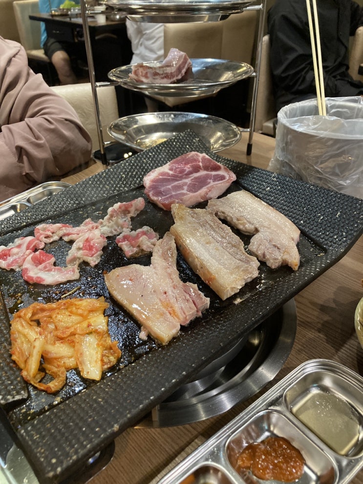  [화어문장학금] 대만일상 Day20, 대만 국립 사범대 언어중심 수업, 대만 점심시간, 사범대 단체 수업(大班課), 대만 한시대 한국식 고기 무한리필