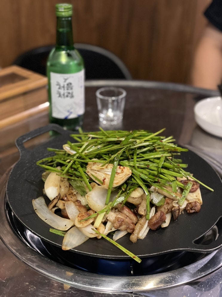  2동탄 청계동 카림상가 맛집, 곱창부루스에서 소금막창 한 판!