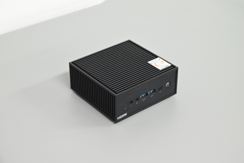 ASUS ExpertCenter PN42 ブラック ファンレス ミニPC Amazon.com: ASUS