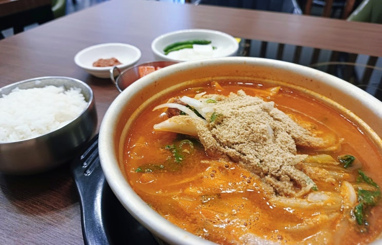  부산 범일동맛집 든든한 감자탕 범일동밥집 송원감자탕 범일점
