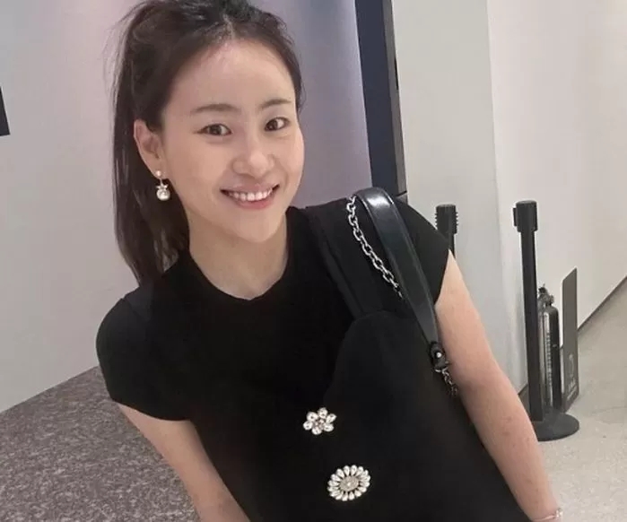 어반자카파 조현아, 데뷔 초부터 동거동락한 매니저에게 '1억원' 고급차 선물 어반자카파 조현아, 데뷔 초부터 동거동락한 매니저에게 '1억원' 고급차 선물