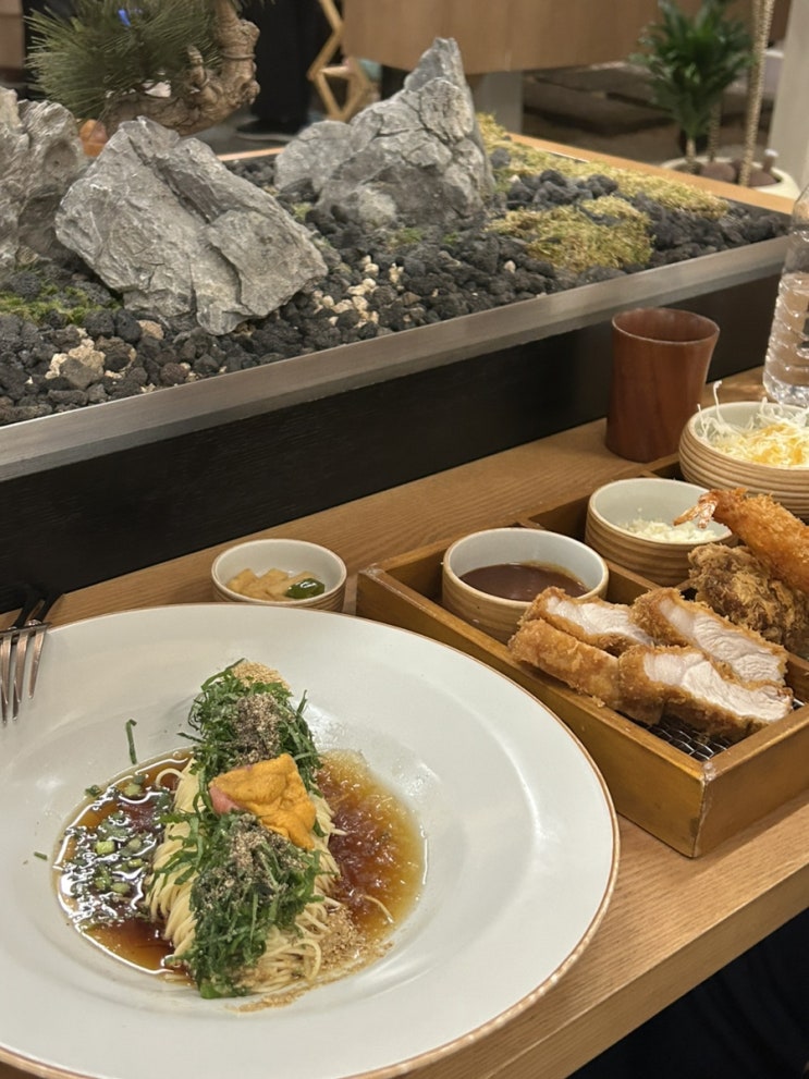  [food/ 성수역 맛집] 성수동일식 맛집 이색 퓨전 요리가 많은, 진작 다이닝 (신메뉴 들깨우니파스타 후기)