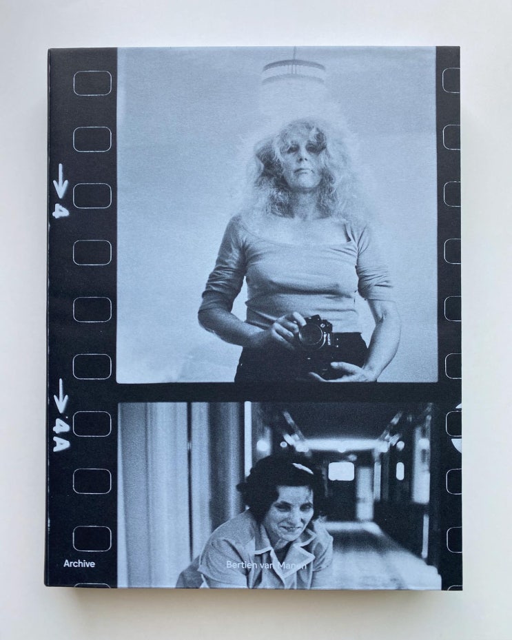  Bertien van Manen: Archive