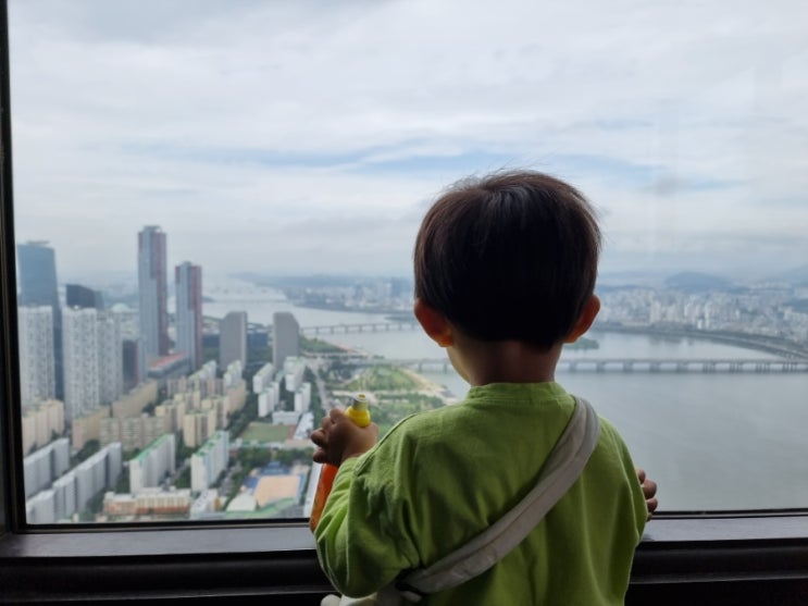 63빌딩 전망대 63아트 29개월 아기와 함께 구경하고 왔어요 63빌딩 전망대 63아트 29개월 아기와 함께 구경하고 왔어요