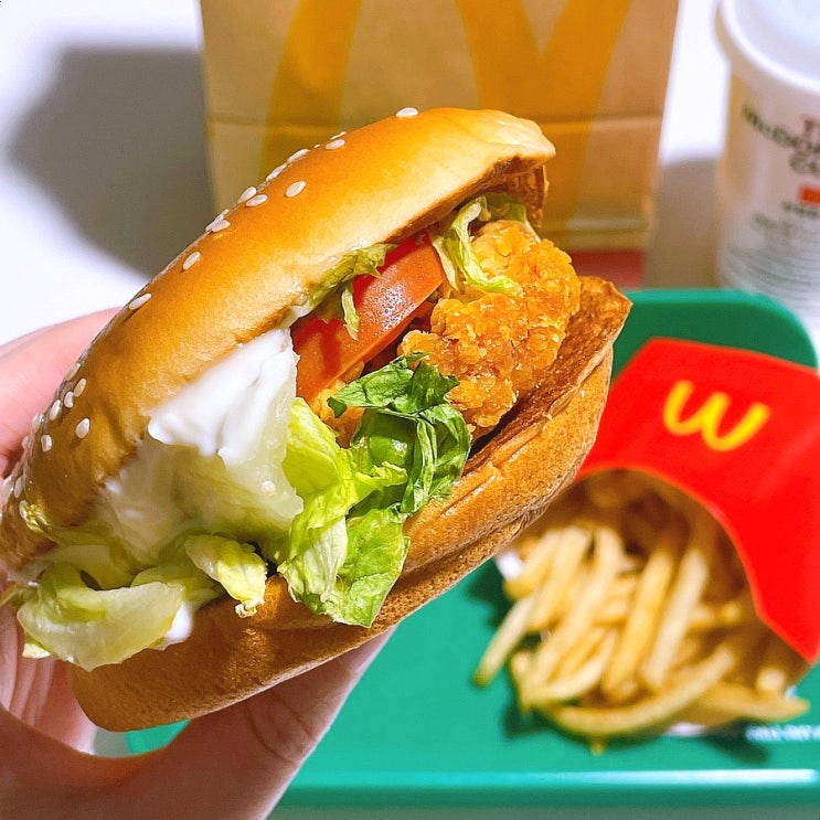 맥도날드 런치 메뉴 맥런치 시간 가격 상하이버거 칼로리 맥도날드 런치 메뉴 맥런치 시간 가격 상하이버거 칼로리
