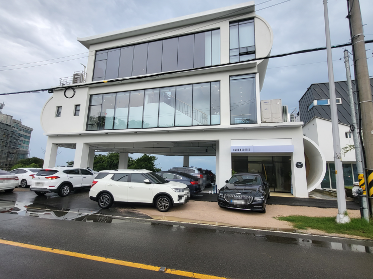  울산 북구 분위기좋은 카페 추천 - '바훔커피' 데이트 장소 후기
