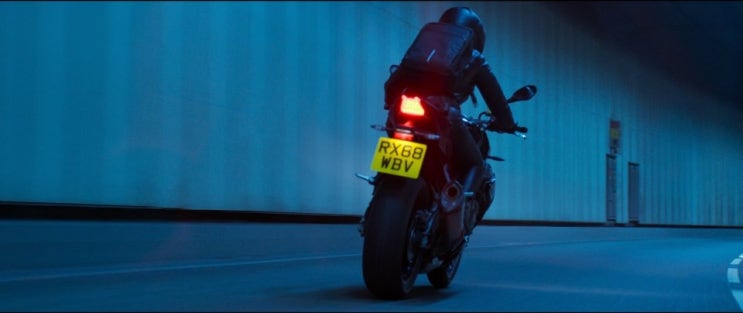  더 커리어 (The Courier) BMW S1000R