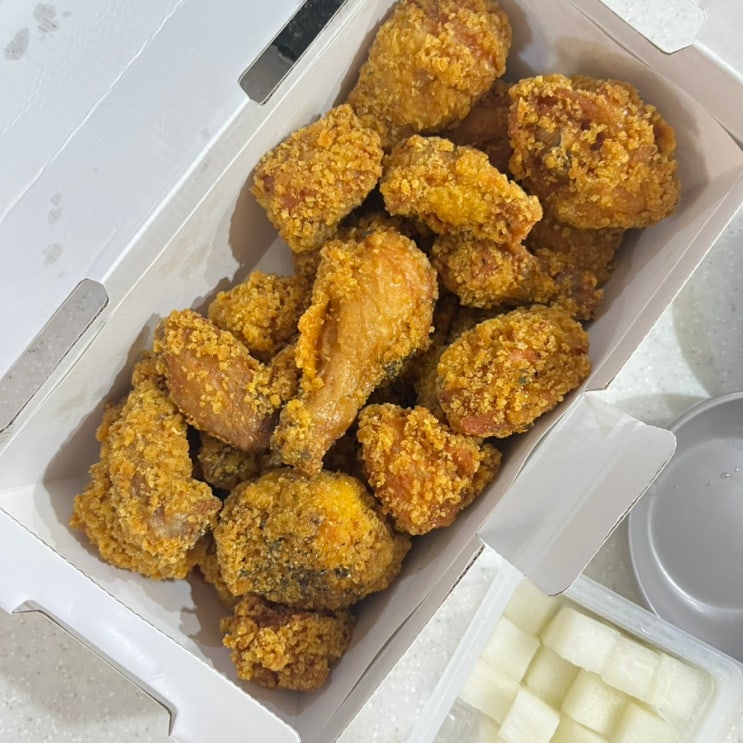 60계치킨, 크크크치킨 강추. 맵지 않고 맛있네! 60계치킨, 크크크치킨 강추. 맵지 않고 맛있네!