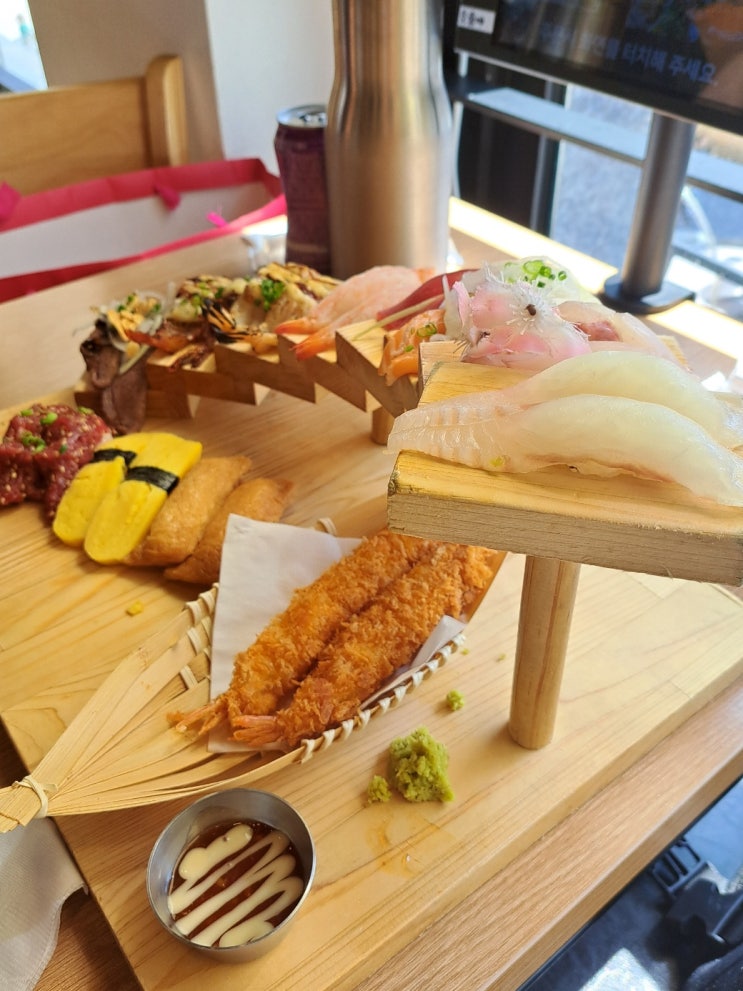  수원시청역 맛집 윤실장초밥 구성 좋은 커플세트