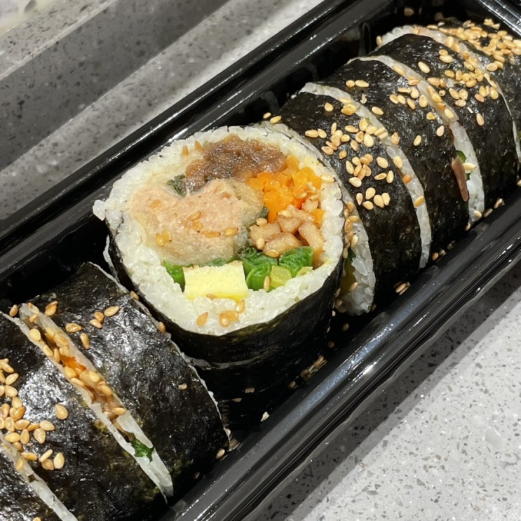  명동 롯데백화점 맛집 한입소반 묵은지참치김밥!