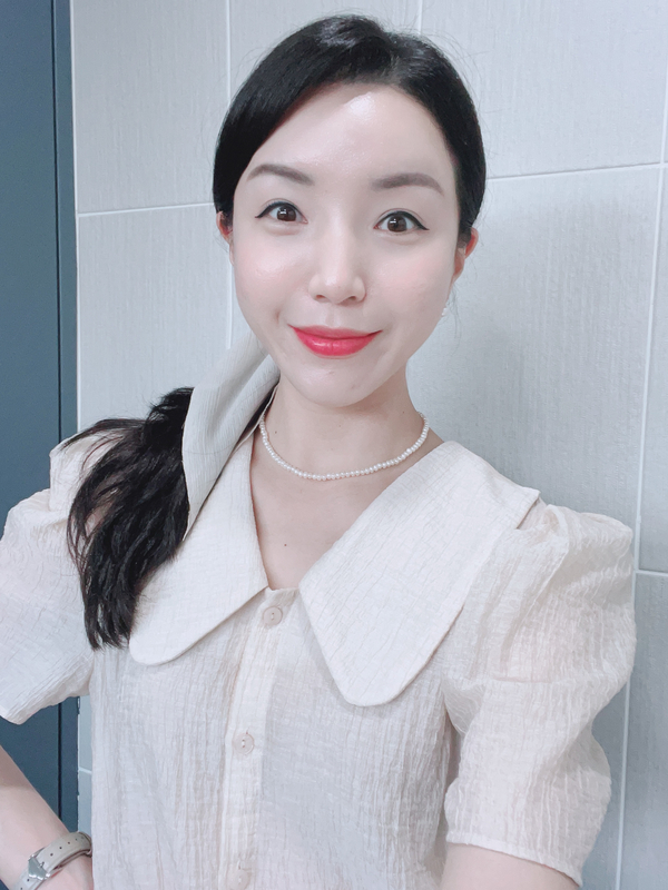  페미닌룩 Max 스타일링 Tip 여성스러운 옷으로 데이트 코디 완성하기
