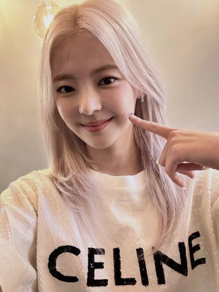  걸그룹 있지 리아, 활동 중단 선언 후...직캠이 없었다면 달랐을까 (+자필 편지)