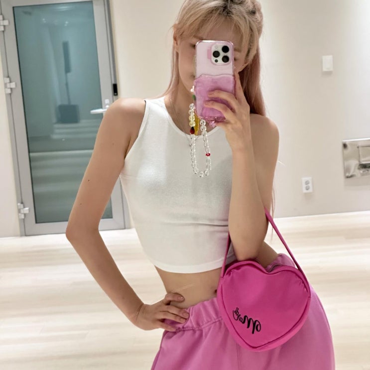츄 마르디 메크르디 하트 핑크 미니 가방 여자 핸드백 정보 츄 마르디 메크르디 하트 핑크 미니 가방 여자 핸드백 정보
