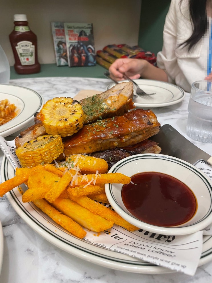  [연남동 브런치] 월요일을 빛내준 연남동 <리차드하우스> 브런치 맛집