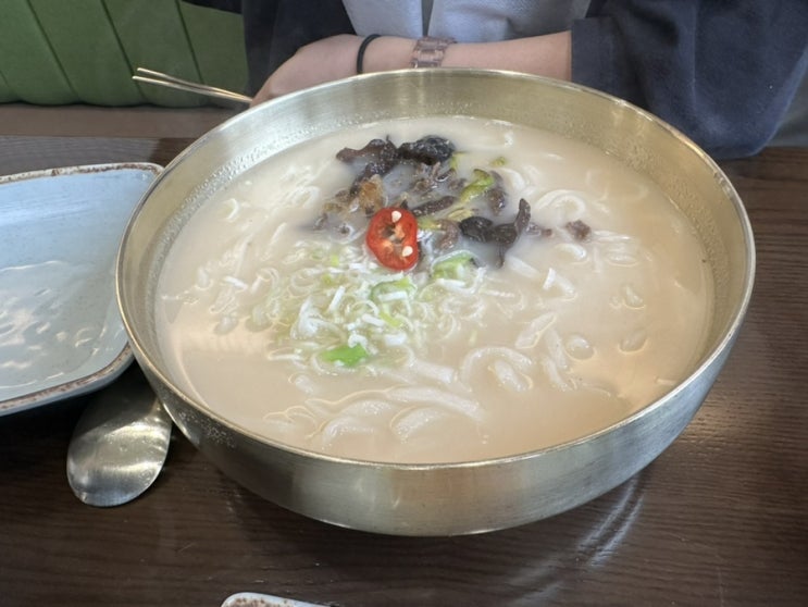  밀곳-양주 칼국수 손만두 맛집 추천
