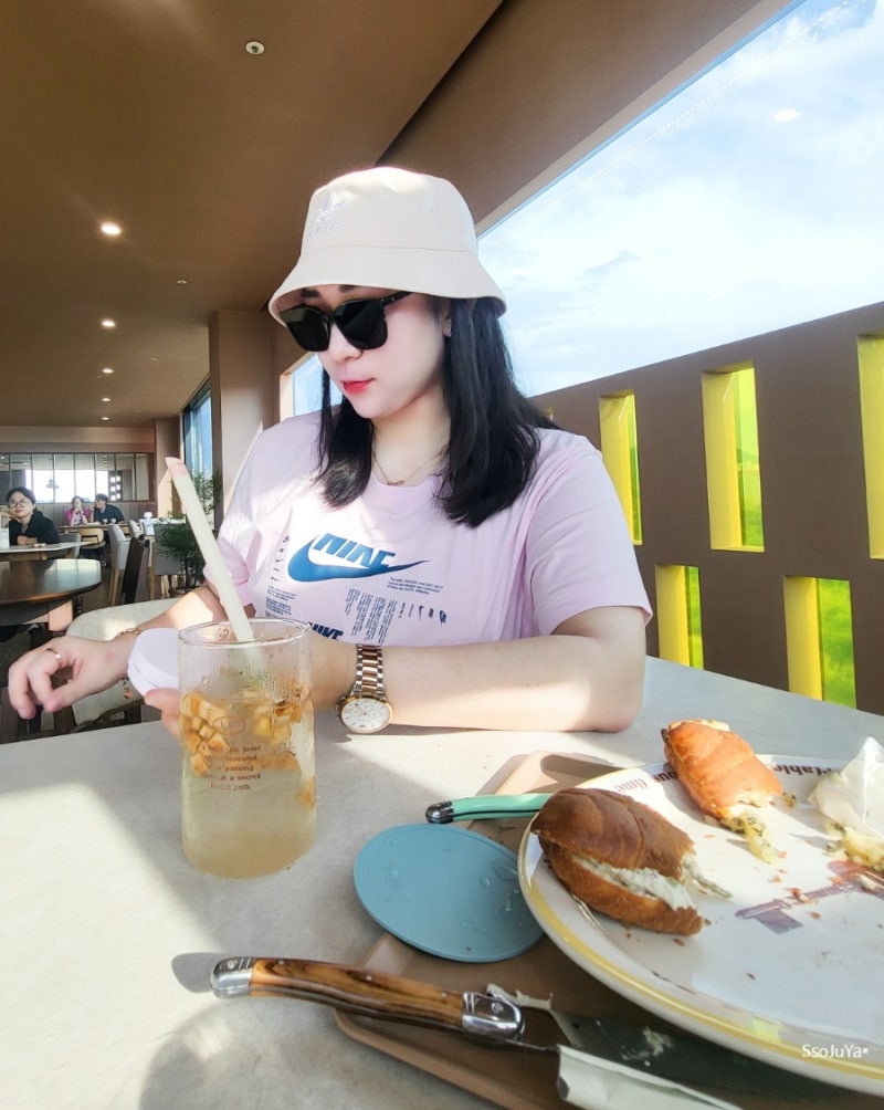 아디다스 버킷햇 핑크 어디던 잘어울리는 데일리 모자