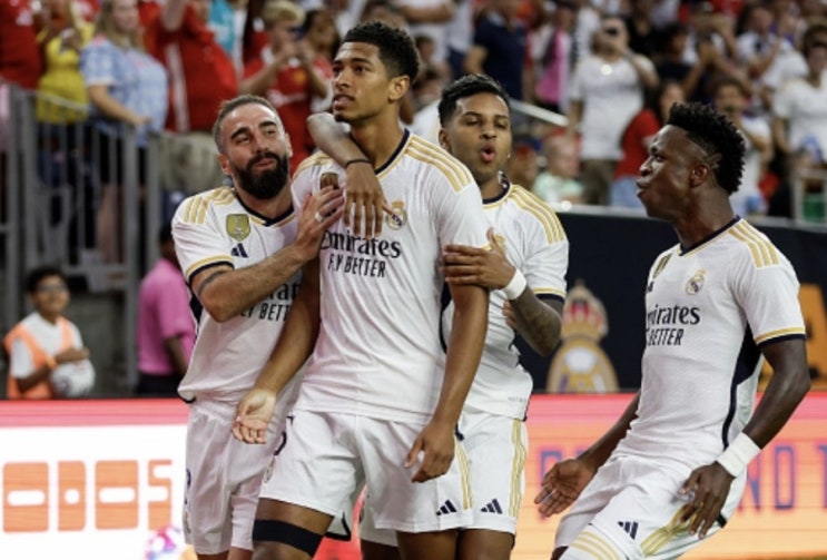 UCL 2023-24 UEFA 챔피언스리그 조별리그 1차전 갈라타사라이 코펜하겐 레알마드리드 U베를린(우니온 베를린) 바이에른뮌헨 맨유 세비야 랑스 아스날 PSV UCL 2023-24 UEFA 챔피언스리그 조별리그 1차전 갈라타사라이 코펜하겐 레알마드리드 U베를린(우니온 베를린) 바이에른뮌헨 맨유 세비야 랑스 아스날 PSV