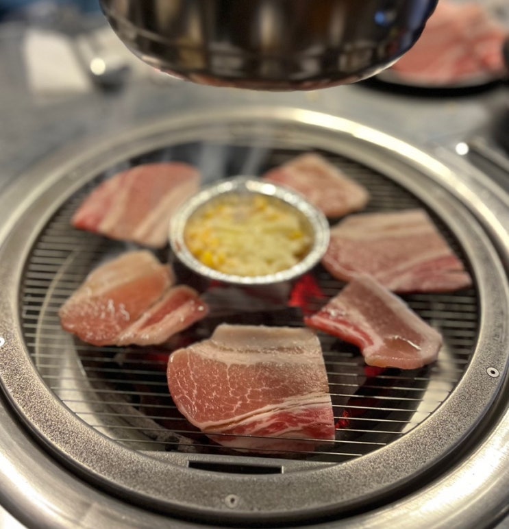  샤로수길 삼겹살 맛집 <충청삼겹> 서울대입구 가성비 고기집 추천