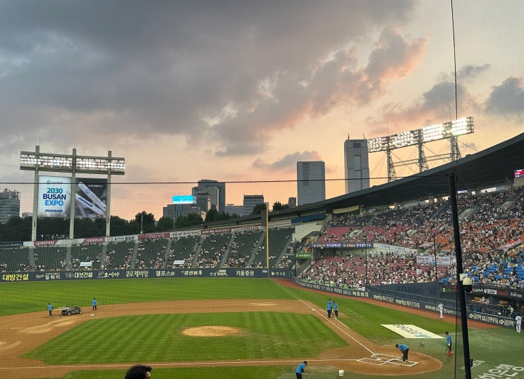 <b>프로야구</b> <b>더블헤더</b> 예매 발권 잠실<b>야구</b>장 블루석 테이블석 후기