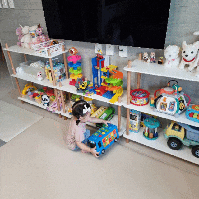  장난감진열대, 싸다고 아무거나 구입하면 아이 피부 다 망가집니다.