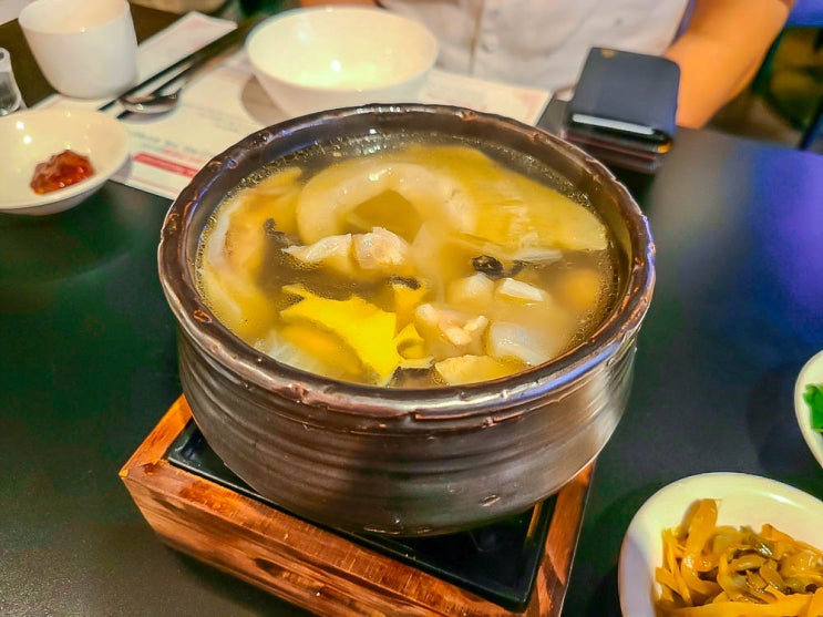  홍대 서교동 진향,진진야연 왕육성 셰프님의 불도장과 가을을 시작하는 미식 ( 송이버섯, 산동샤오기, 멘보샤, 공심채볶음, 전복팔보채, 칭찡우럭, 양주볶음밥, 빠스)