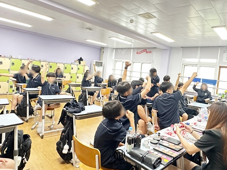  [청주미용학원] 율량중학교 특수분장사 진로체험 교육