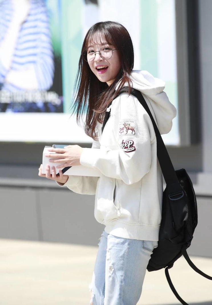 "예전 얼굴 어디 갔냐" 성형 논란 불거진 쯔양, 드디어 입 열었다...성형설에 대해 해명 "예전 얼굴 어디 갔냐" 성형 논란 불거진 쯔양, 드디어 입 열었다...성형설에 대해 해명