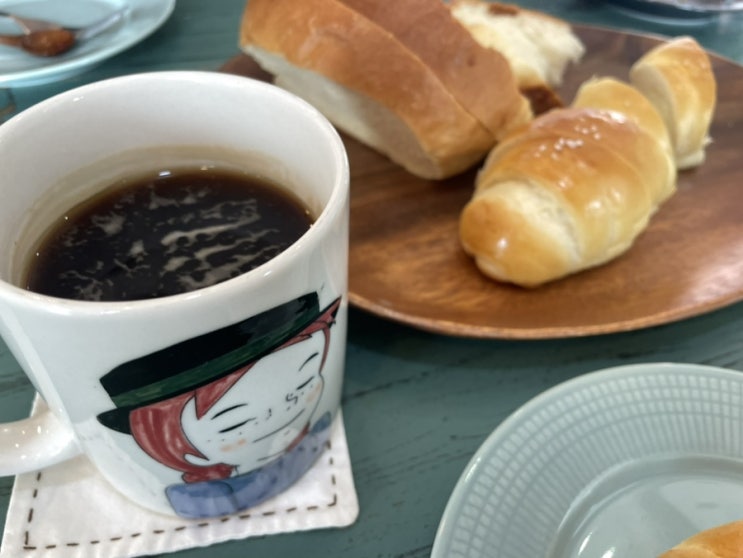  무주 수작부리는카페 / 자연 속에서 맛있는 브런치를 : 수제 소금빵 화덕피자 맛집