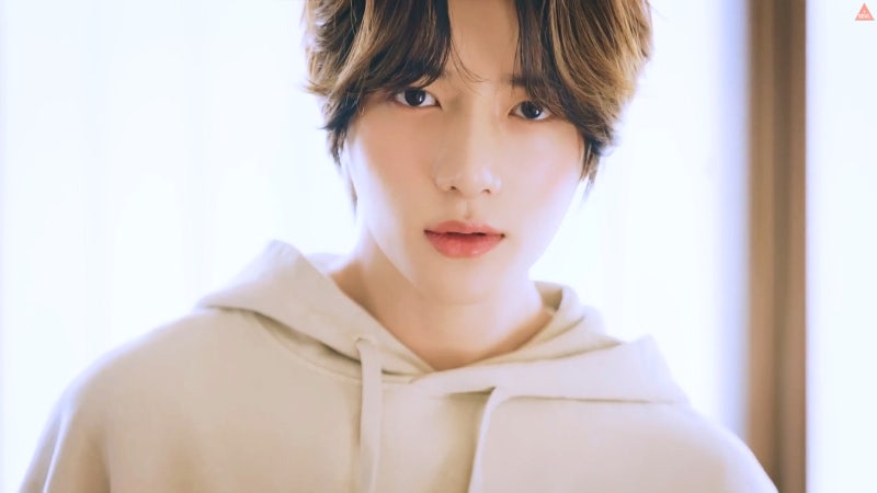 투모로우바이투게더 범규 수빈 연준 태현 휴닝카이 'Season of TXT: YOUTH' 화보 ....