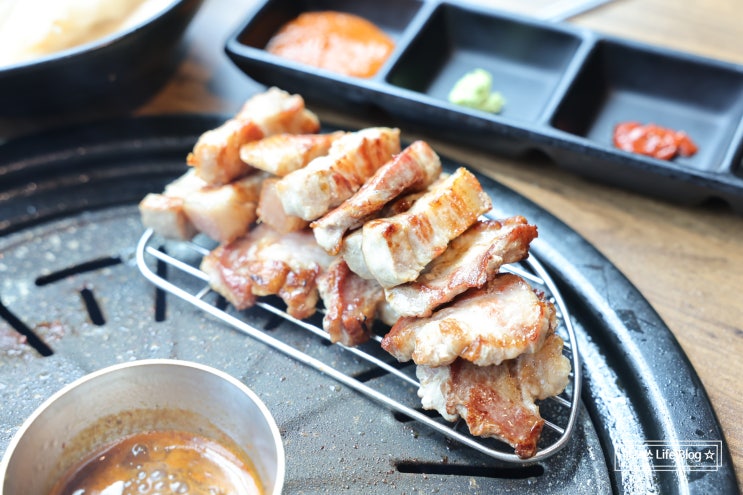  고기를 구워주는 별내맛집 육시리 남양주별내점