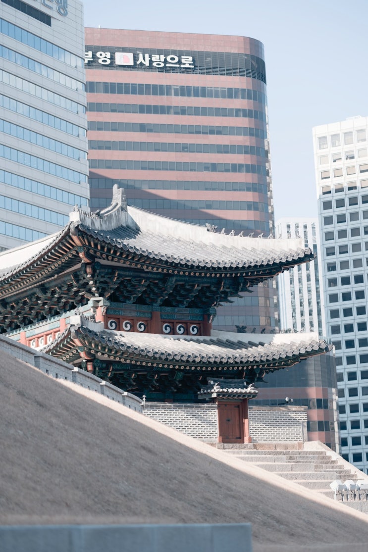 서울 중구 묵주반지 - 도시의 역사와 아름다움이 만나는 주얼링 명동의 보석